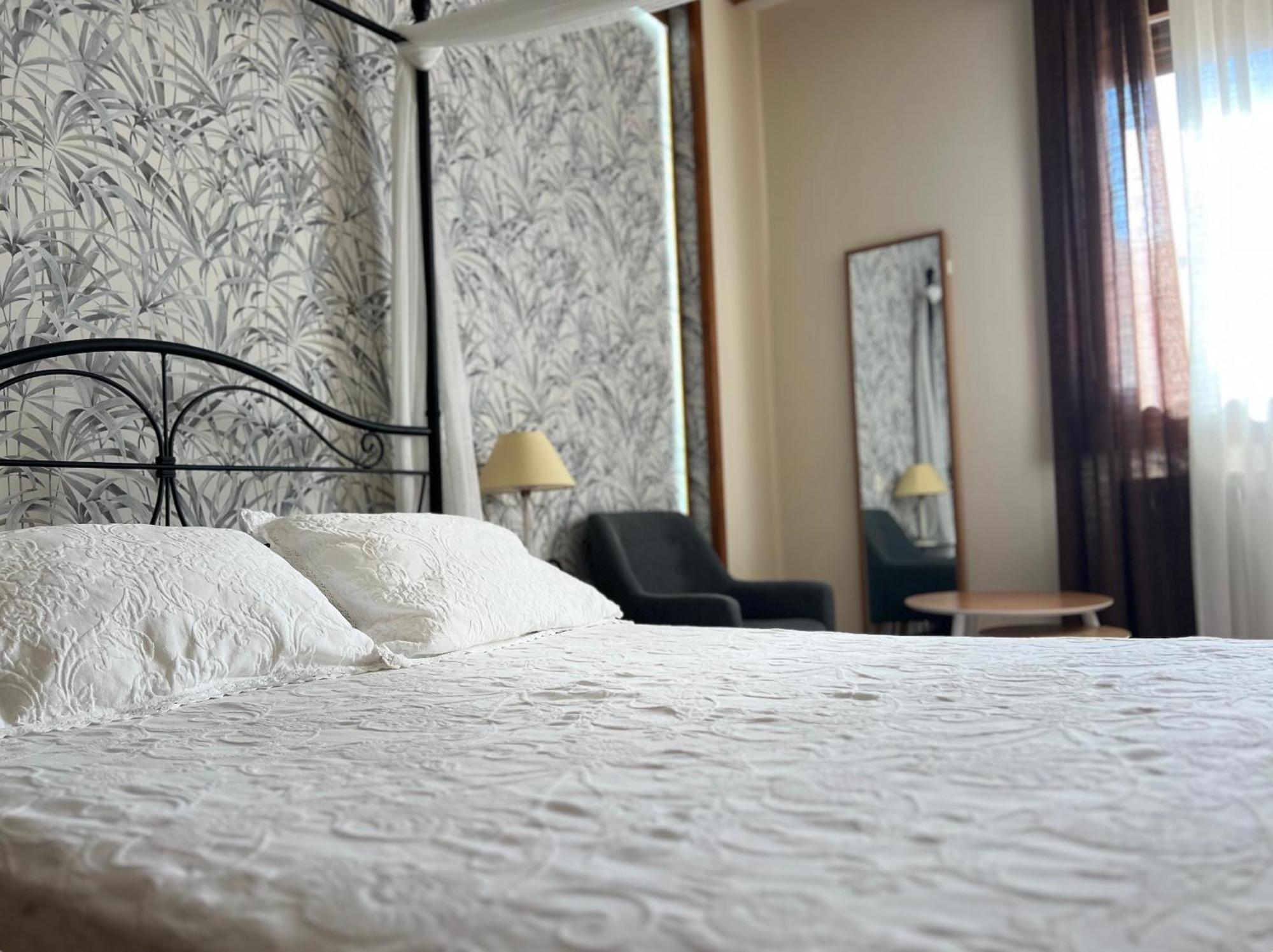 Hotel Rural Restaurante Las Baronas Santa Cruz de la Salceda Екстериор снимка
