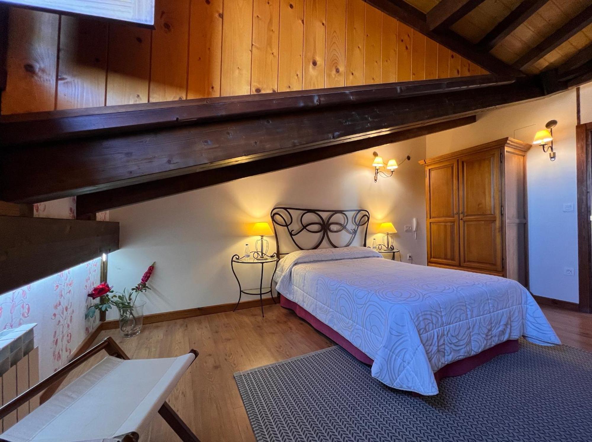 Hotel Rural Restaurante Las Baronas Santa Cruz de la Salceda Екстериор снимка