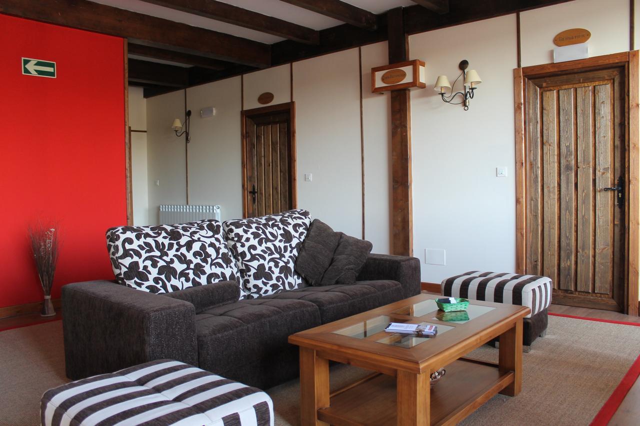 Hotel Rural Restaurante Las Baronas Santa Cruz de la Salceda Екстериор снимка